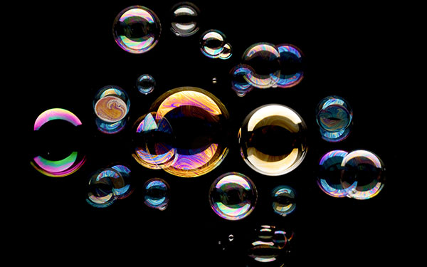 水处理消泡剂之曝气池中彩色泡沫分析