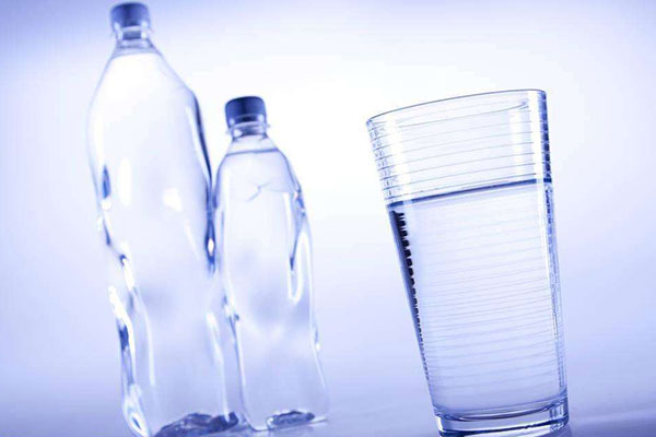 健康饮水不能少了有机硅消泡剂